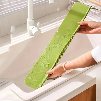 Silicone Sink Water Splash Guard With Suction for Kitchen & Bathroom Faucets
